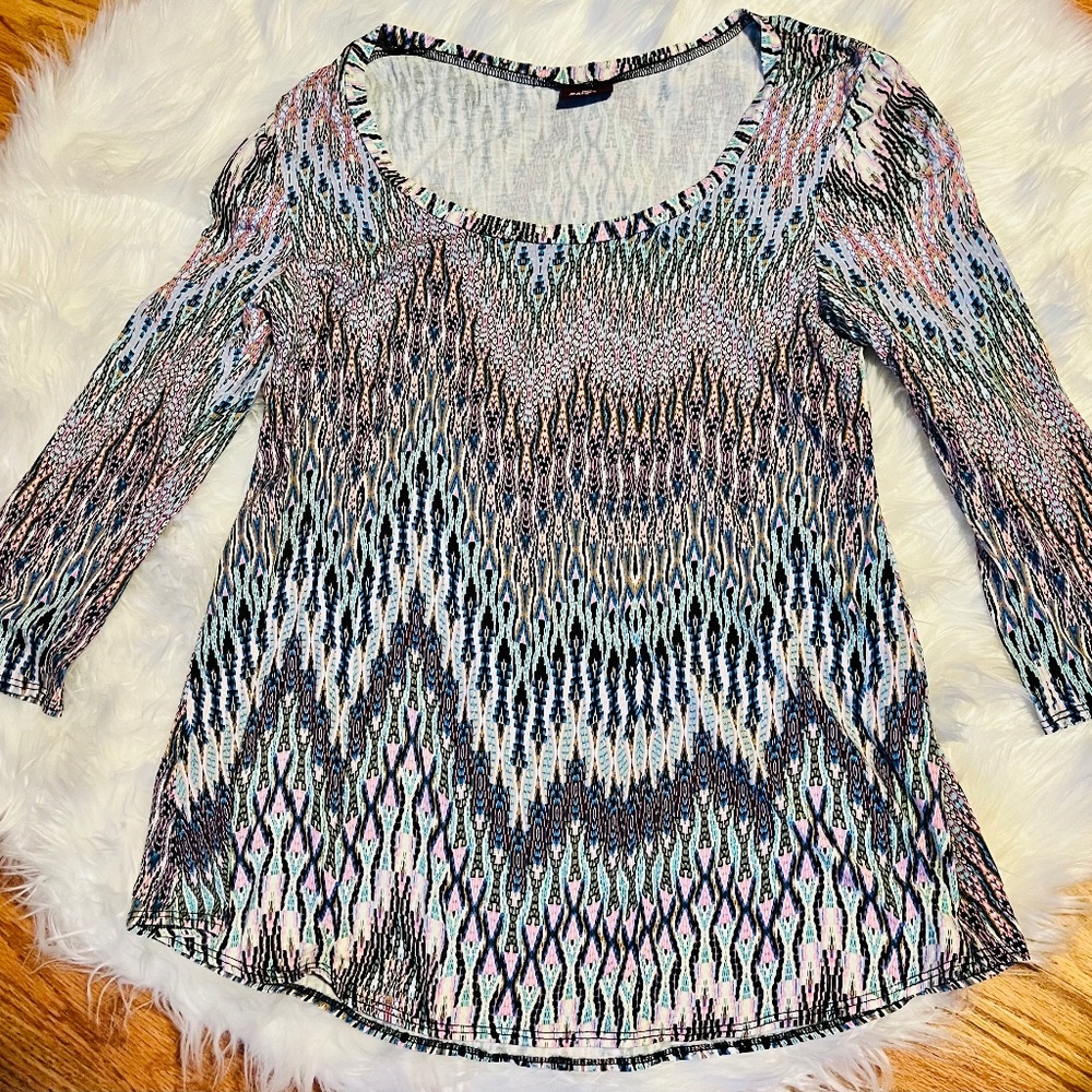 Women’s 3/4 sleeve Salaam (Boutique Brand) Pastel & Black Top